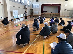 カローリング概要説明風景